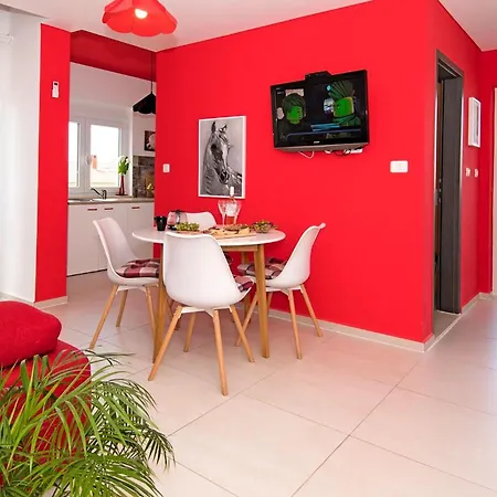 Apartment Gorgeous In Medulin